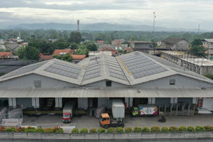 Photo 2 - CLEO pasang PLTS Atap Xurya untuk terapkan prinsip ESG di perusahaan.png