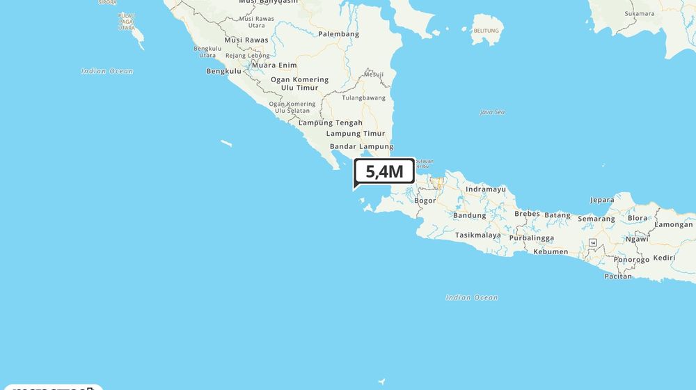 Pusat gempa berada di Laut 78 km BaratLaut Sumur