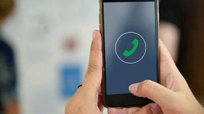 Selamat Tinggal Telepon Penipuan di WA! Kini Truecaller Hadir di WhatsApp