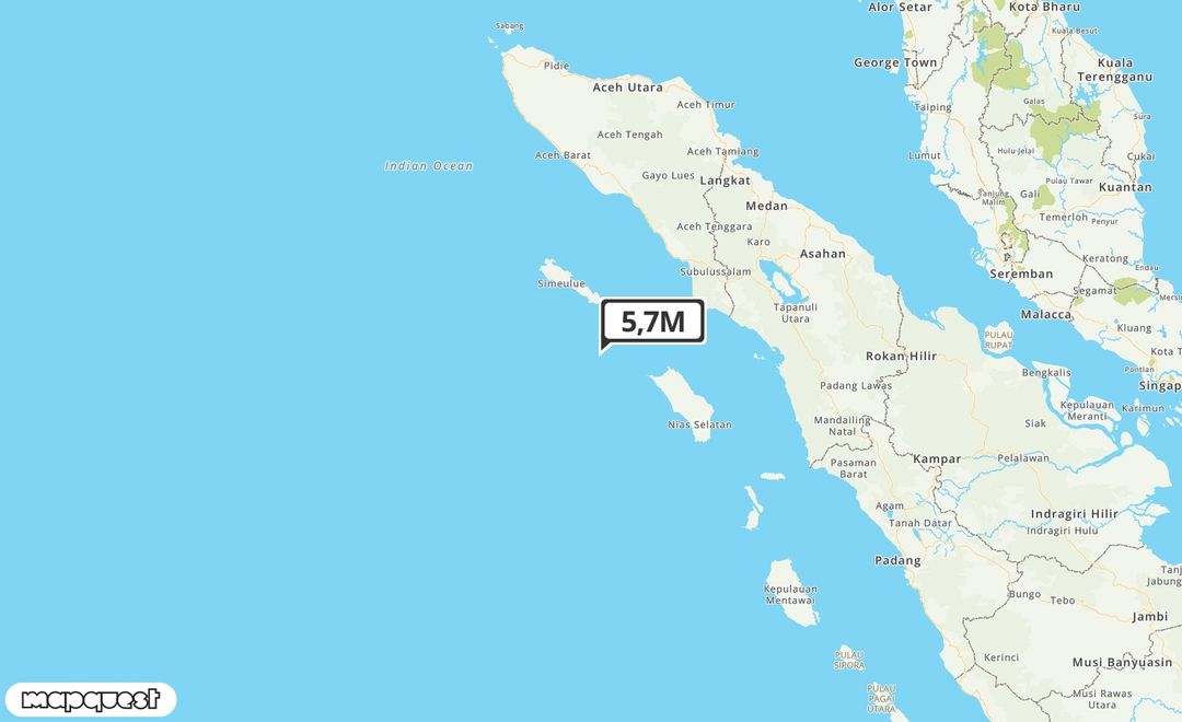 Pusat gempa berada di laut 290 km BaratDaya Gunung Sitoli