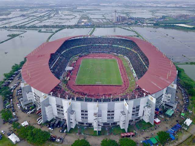 Stadion Gelora Bung Tomo yang akan juga jadi tempat wisata olahraga.