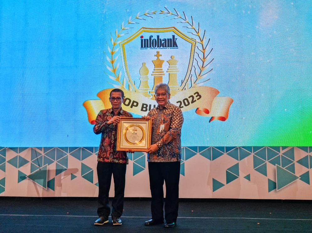 bank bjb Raih Predikat Top BUMD 2023 dan Golden Award