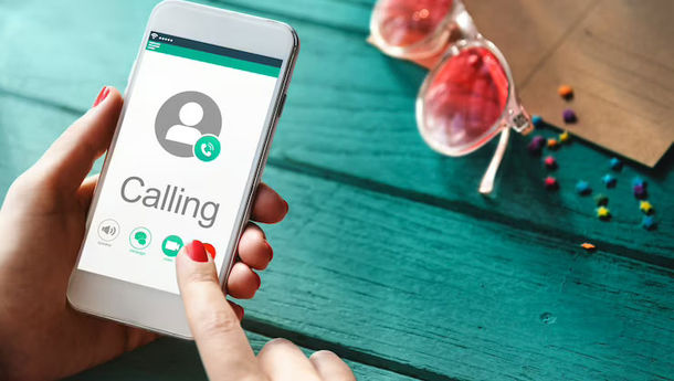 Truecaller Perluas Layanan Hadir di WhatsApp