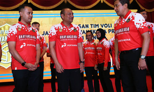 Pelepasan Tim Volley Bhayangkara - Panji 1.jpg