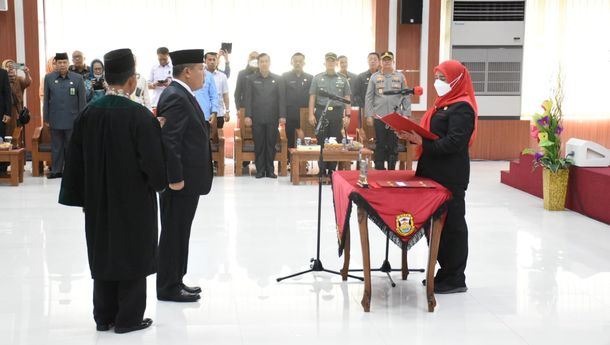 Walikota Eva Dwiana Melantik Iwan Gunawan Menjadi Sekda Bandarlampung