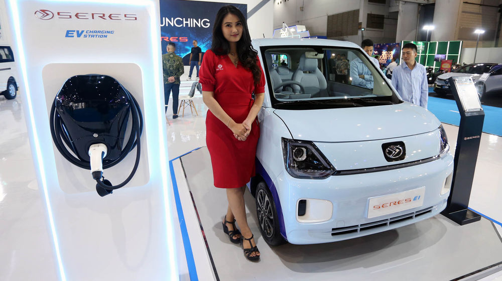 Pameran Kendaraan Listrik - Panji 2.jpg