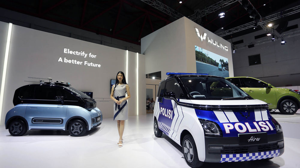 Pameran Kendaraan Listrik - Panji 4.jpg