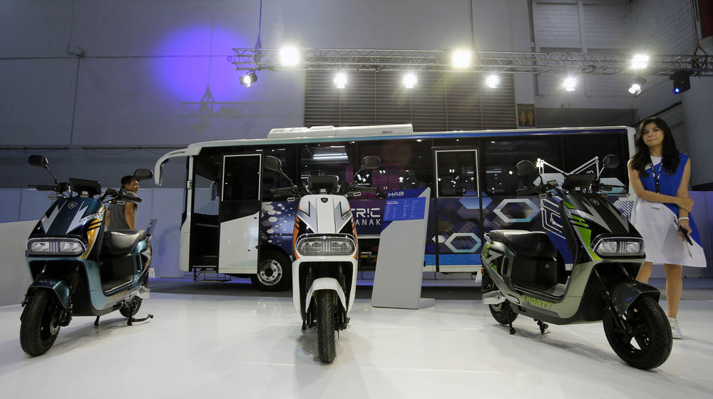 Pameran Kendaraan Listrik - Panji 5.jpg