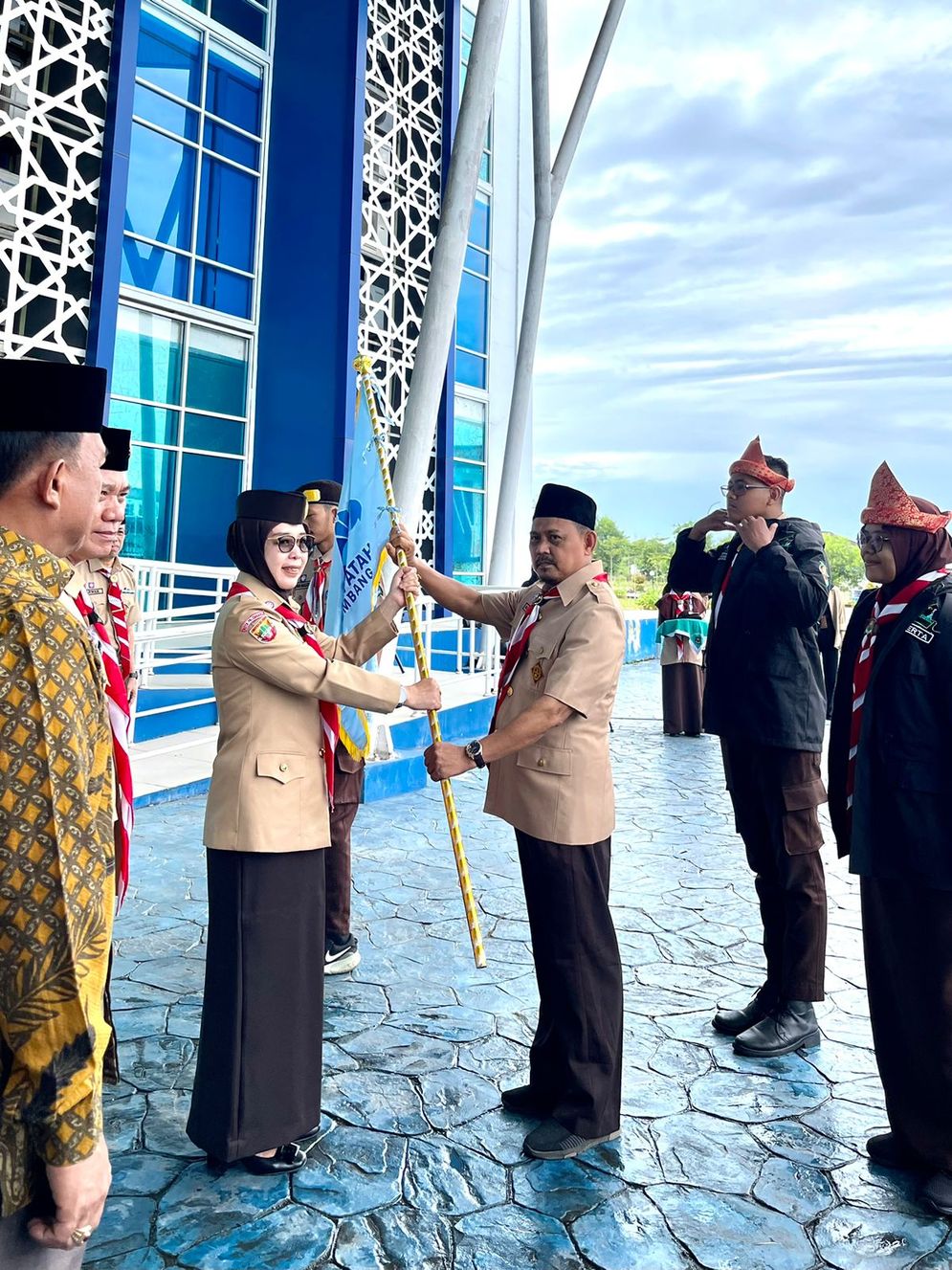 Rektor UIN Palembang Lepas Kontingen Pramuka ke Gorontalo, Prof. Nyayu: Refleksikan Sikap Moderat