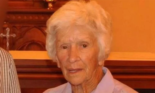 Clare Nowland.jpg