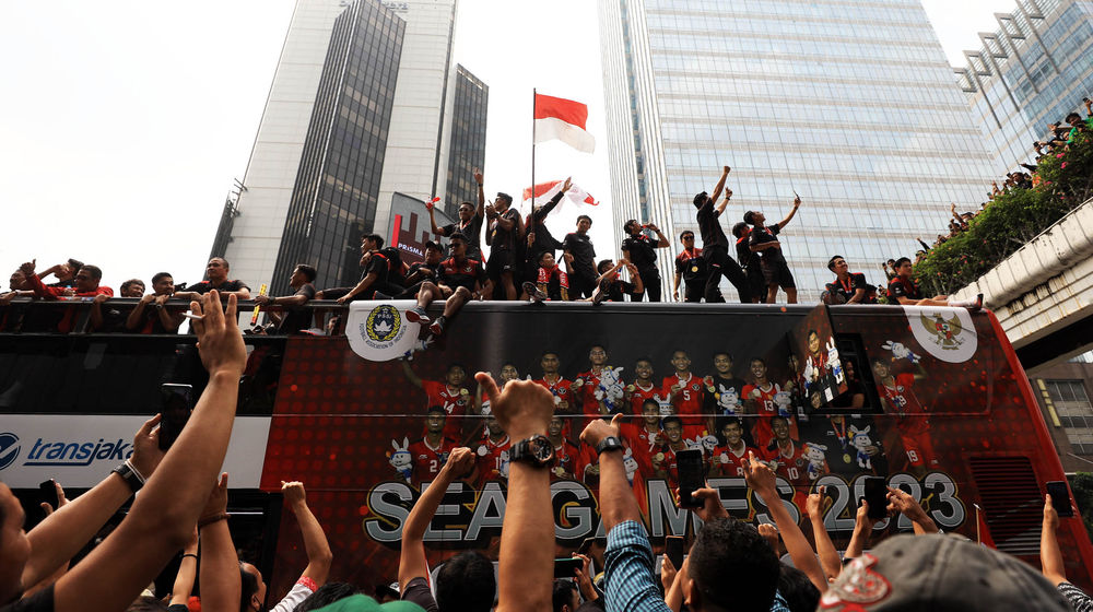 Penyambutan Timnas Sea Games - Panji 2.jpg