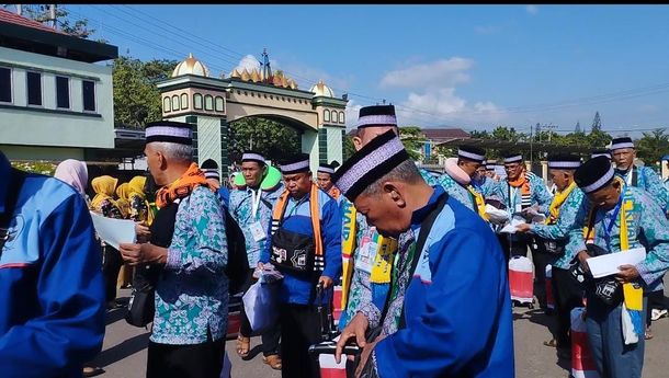 Dijadwalkan Berangkat Besok, Calon Haji Lampung Utara Tiba di Asrama Haji Rajabasa