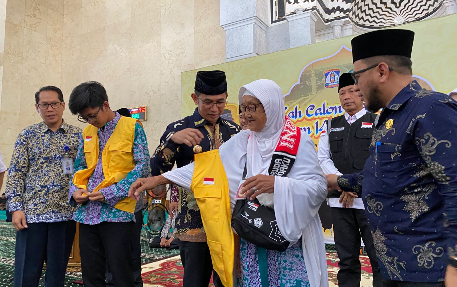 299 Jemaah Haji Asal Balikpapan Dilepas Wali Kota
