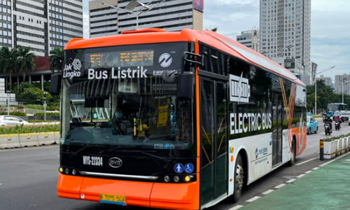 Ilustrasi bus listrik TransJakarta dari PT VKTR Teknologi Mobilitas. 