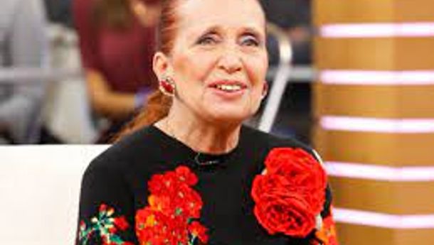 Menulis Hingga 20 Jam Perhari, Ini Komentar Pakar Tentang Pola Tidur Danielle Steel