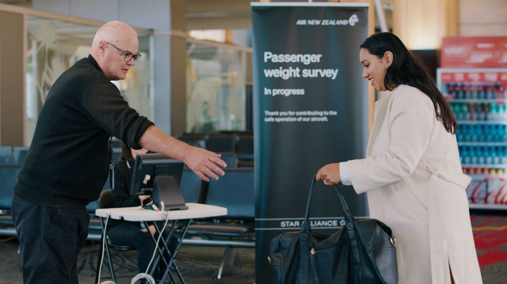 Menimbang Berat Badan.jpg