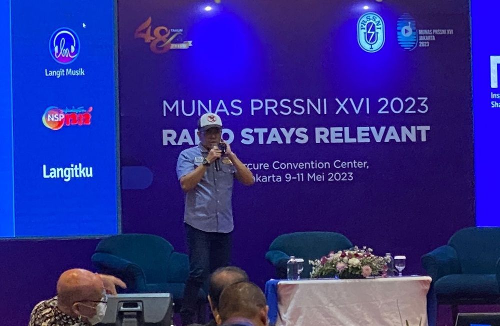 VP Digital Music Nuon Digital Indonesia, Adib Hidayat memberi sambutan dalam Munas PRSSNI ke-16 di Jakarta