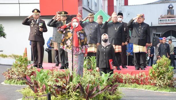 Wali Kota Eva Dwiana Pimpin Apel Hari Kelahiran Pancasila