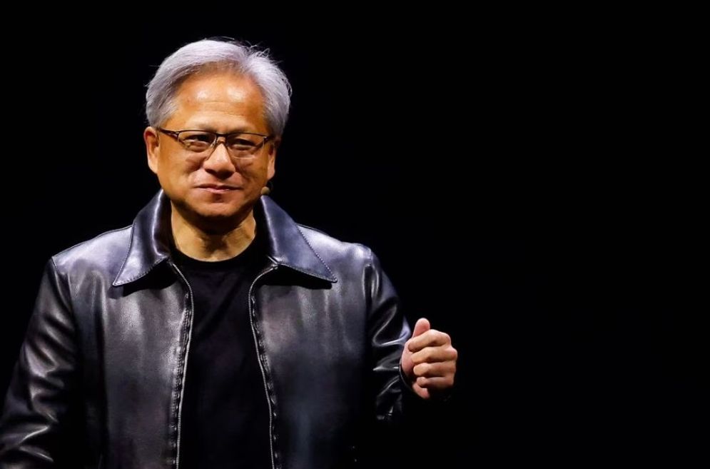 Bos NVIDIA, Jensen Huang mengatakan bahwa kecerdasan buatan atau Artificial Intelegence (AI) bisa menjadikan semua orang menjadi programer.