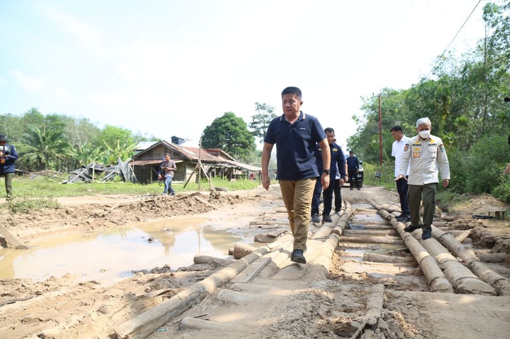 Pemprov Sumsel Segera Alokasikan Anggaran Perbaikan Jalan Rusak di Kabupaten OKI