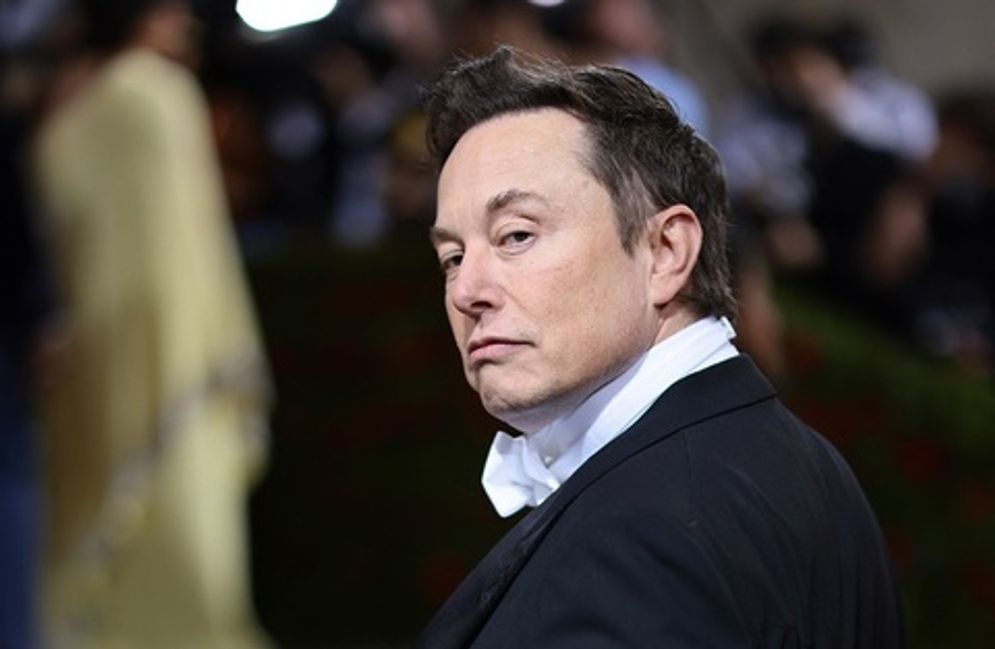 Bos Tesla, Twitter dan SpaxeX, Elon Musk kembali merebut gelar orang terkaya di dunia.