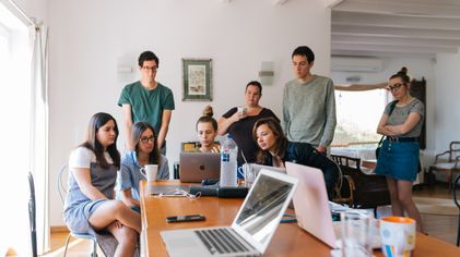 Photo by Fox: https://www.pexels.com/photo/group-of-people-watching-on-laptop-1595385/