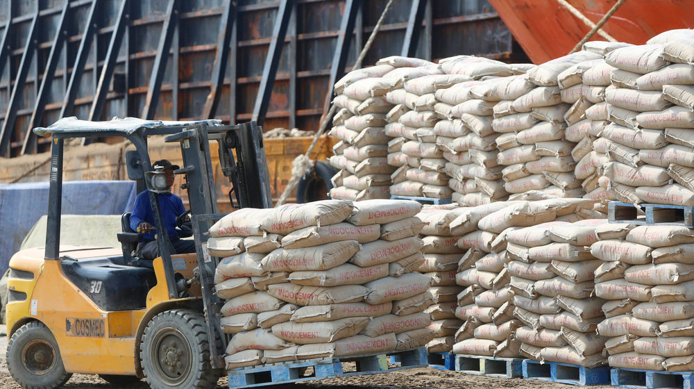 Bongkar Muat Semen Sunda Kelapa - Panji 1.jpg