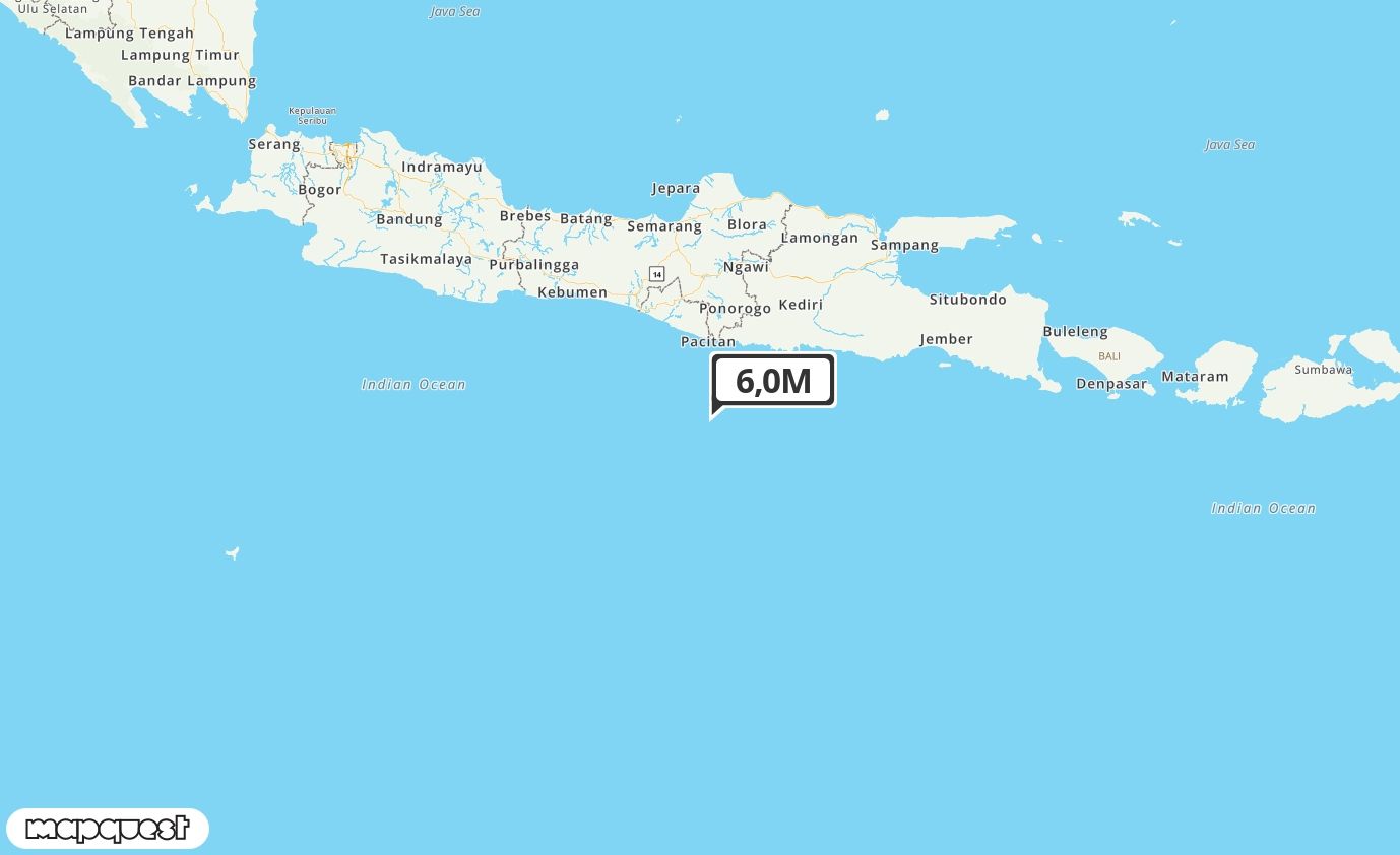 Pusat gempa berada di laut 117 km Baratdaya Pacitan
