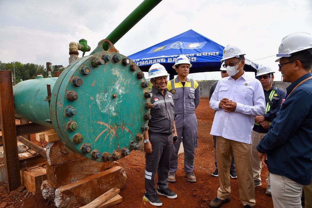 Tinjau Pembangunan Pipa Transmisi Cisem Menteri ESDM Lakukan ini Guna Memastikan Distribusi Gas ke KIT Batang Tepat Waktu