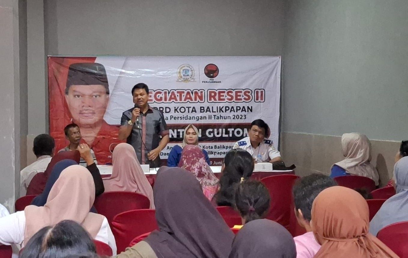 Pantun Gultom Terima Aspirasi Terkait PJU di Balikpapan Selatan (Foto: Niken Dwi Sitoningrum)