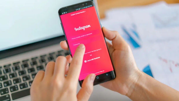 Benarkah Instagram Rencana Kembangkan Chatbot AI 30 Kepribadian?