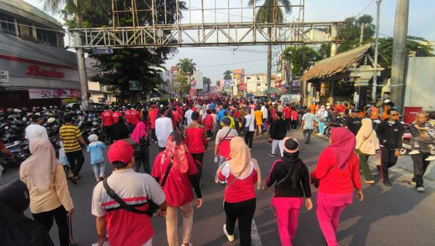 Ribuan Warga Meriahkan Jalan Sehat HUT Ke-341 Kota Bandar Lampung