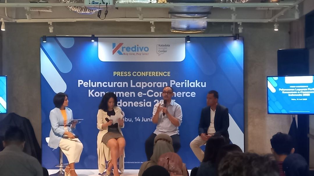 Acara peluncuran Laporan Perilaku Konsumen e-Commerce Indonesia 2023 di Jakarta, Rabu, 14 Juni 2023. 