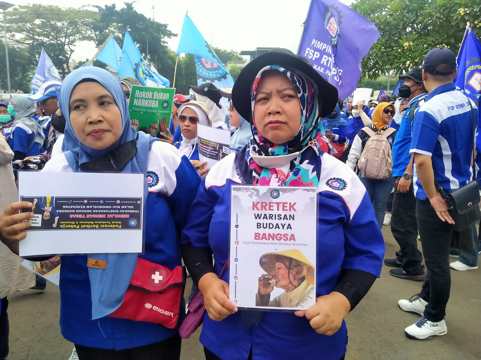 Ancam Kelangsungan Hidup 24 Juta Orang, Pekerja Rokok Gelar Aksi Damai Tolak RUU Kesehatan di DPR RI Rabu, 14 Juni 2023.