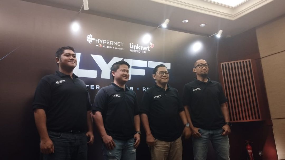 (Ki-ka) Djoko Setyanto (VP of Innovation & Technology Hypernet Technologies), Sudino Oei (Chief Operation Officer Hypernet Technologies), Agung Satya Wiguna (Chief Enterprise Business Officer PT Link Net Tbk), dan Rahmat Budiyana (Head of Solution & Delivery PT Link Net Tbk)