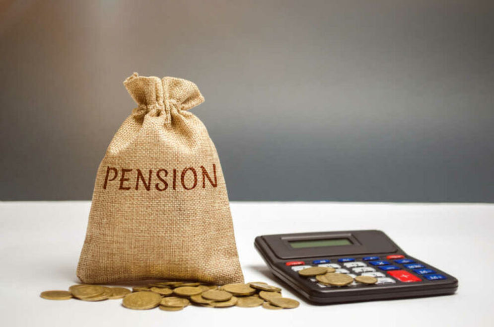 Otoritas Jasa Keuangan (OJK) dengan Kementerian Keuangan (Kemenkeu) masih merumuskan harmoninasi program pensiun di dalam Undang - undang tentang Pengembangan dan Penguatan Sektor Keuangan (UU PPSK).