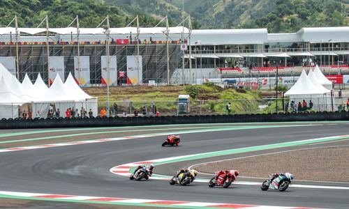 World Superbike 2023 Mandalika_MotoGP di Sirkuit Mandalika_Shutterstock 2142958501_Gatot Adri.jpg