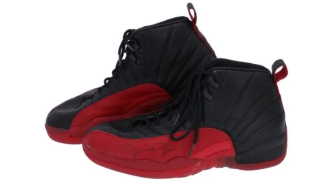 Sepatu Legenda Michael Jordan "Flu Game" terjual Rp20 miliar