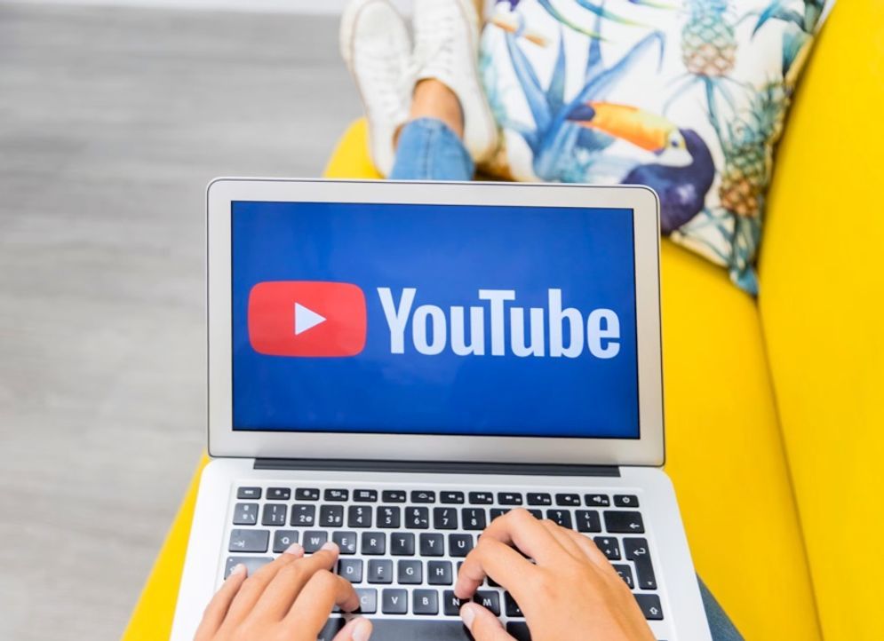 YouTube Partner Program dapat diakses oleh content creator YouTube setelah mendapatkan 500 subscribers saja, setengah dari persyaratan yang diberlakukan YouTube sebelumnya.