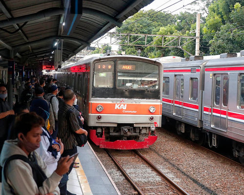 Aturan Penggunaan Masker di Kereta - Panji 2.jpg