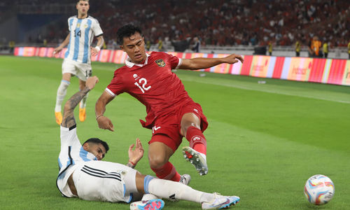 Ina v Argentina - Panji 1.jpg