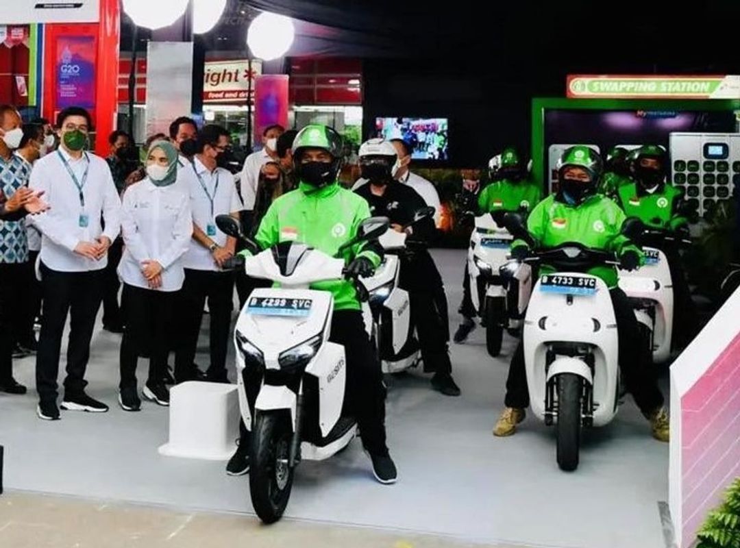 Ilustrasi sepeda motor listrik Electrum yang digunakan mitra driver Gojek dari PT GoTo Gojek Tokopedia Tbk. 