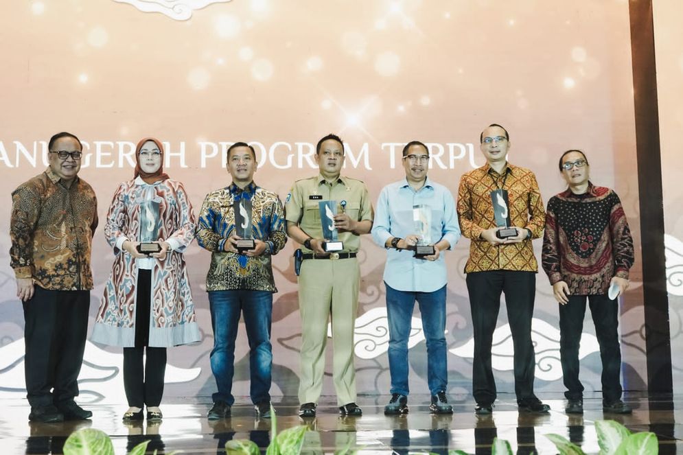 Peduli Perkembangan Bisnis UMKM melalui Kredit bjb Mesra, bank bjb Raih Penghargaan Detik Jabar Awards 2023