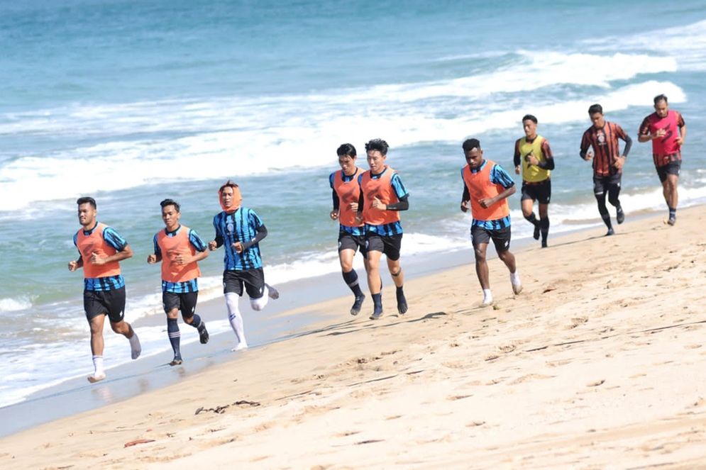 Finalisasi-Persiapan-Tim--Arema-FC-Gelar-Pemusatan-Latihan-Singkat-di-Yogyakarta-1687321294.jpg