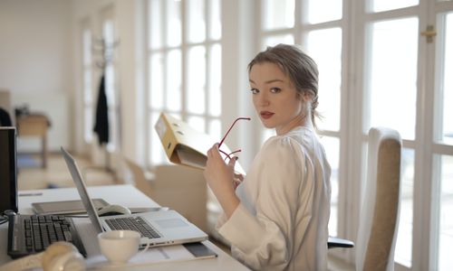 Ilustrasi Puber Kedua Genit Centil Perempuan Wanita 