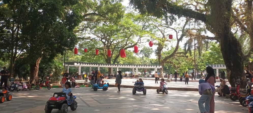 Taman Kambang Iwak salah satu ruang terbuka hijau di Palembang