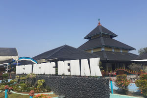Masjid Agung Demak