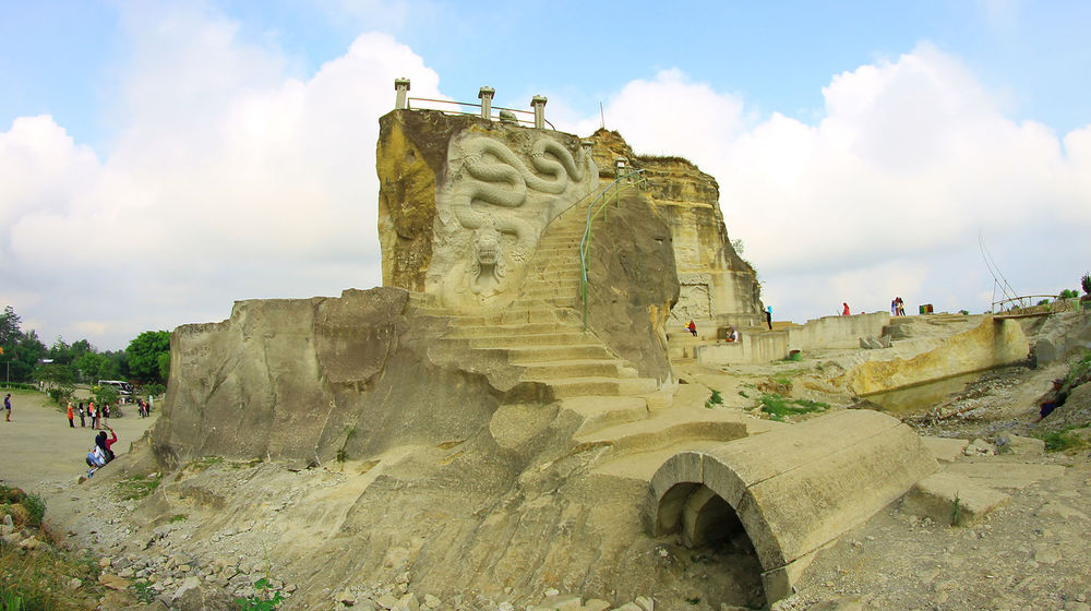 Potret Tebing Breksi