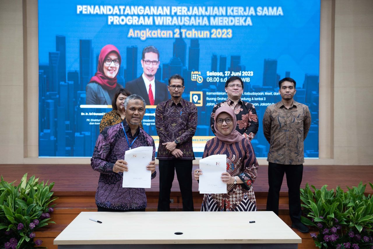 Kerjasama perguruan tinggi untuk program wirausahawan merdeka. 
