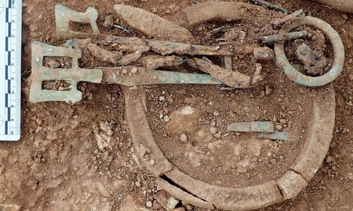 CINCIN GADING ANGLO SAXON.jpg